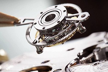 贵阳劳力士更换皮表带费用